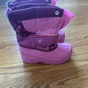 Snow Boots